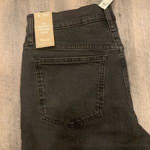 NWT Madewell The Perfect Vintage Jean 28T